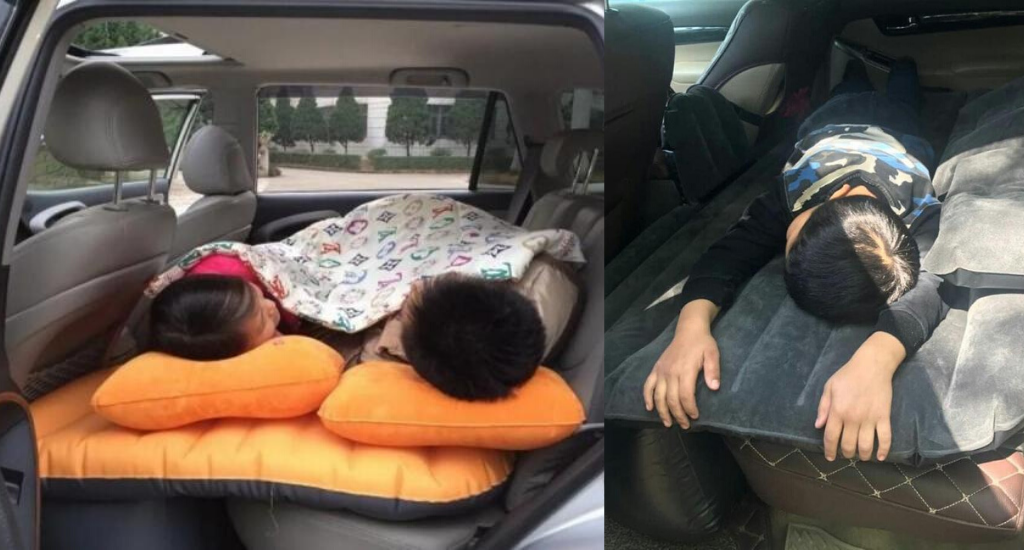 Дети спящие на надувном матрасе в машине
